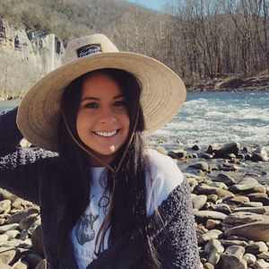 Meet your Posher, Carly